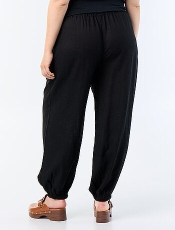 Pantalón liso de corte globo