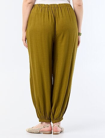 Pantalón liso de corte globo
