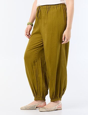 Pantalón liso de corte globo