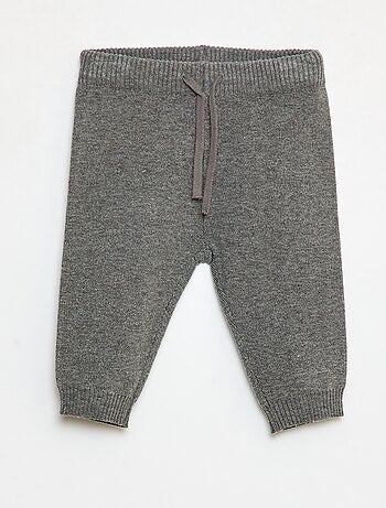 Pantalón liso de punto + calcetines - 2 piezas