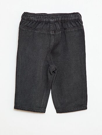 Pantalón liso de tejido suave corte relax fit