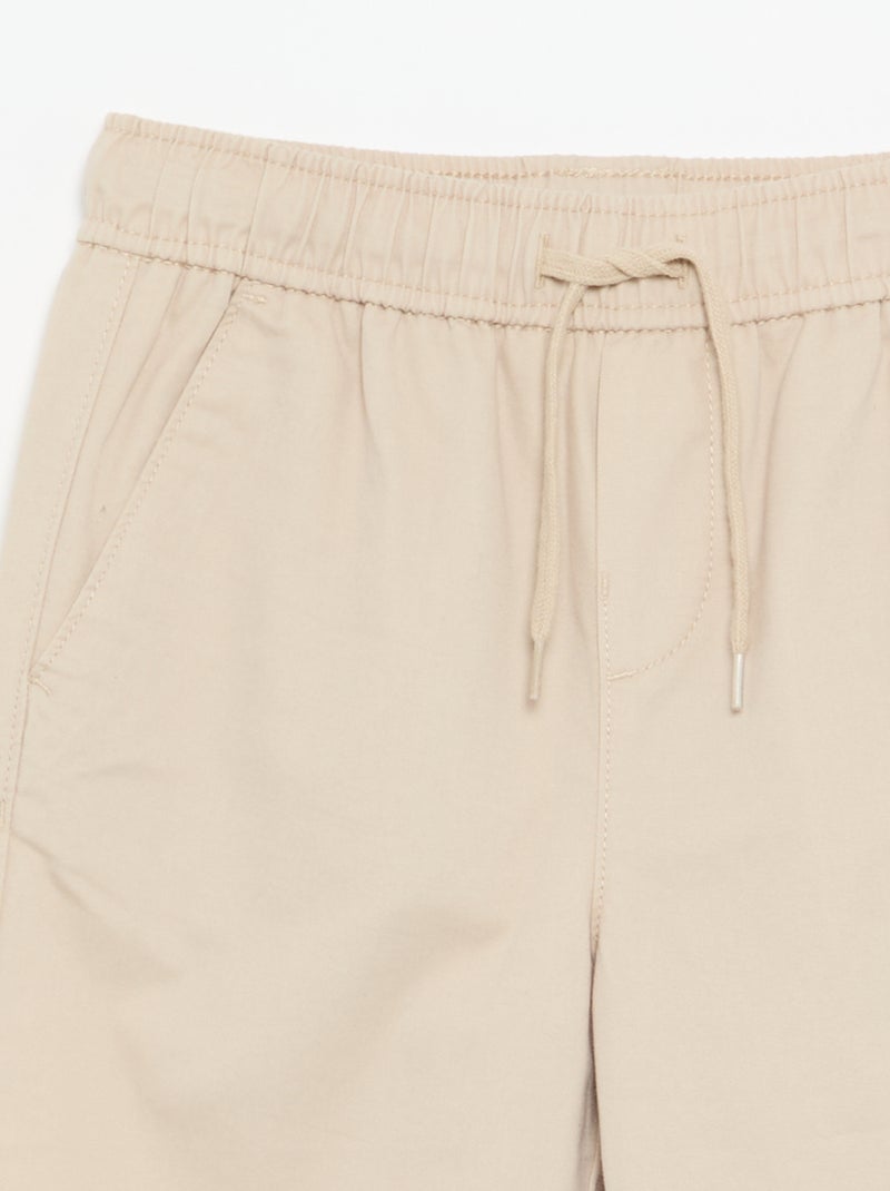 Pantalón liso ligero Beige - Kiabi