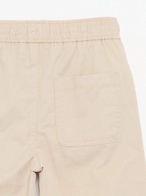 Pantalón liso ligero - Kiabi