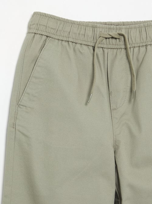 Pantalón liso ligero - Kiabi