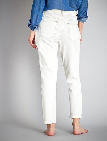 Pantalón mom con talle muy alto - L28