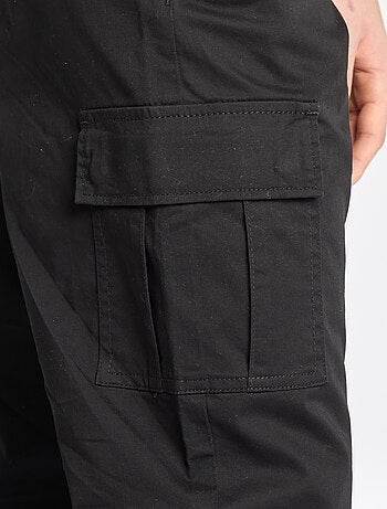 Pantalón multibolsillos - L36