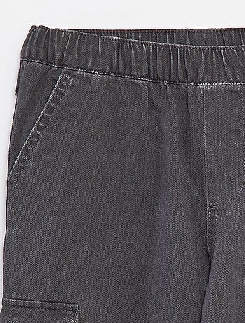 Pantalón multibolsillos con cintura ajustable