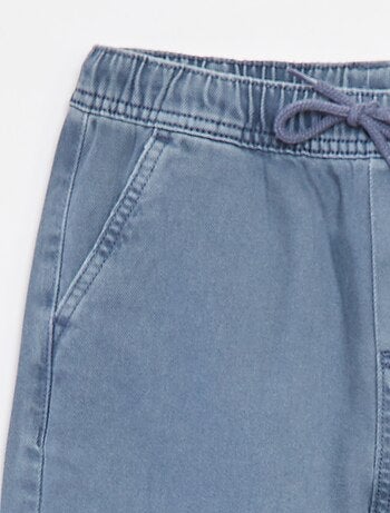Pantalón multibolsillos con cintura elástica