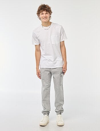 Pantalón multibolsillos con cintura elástica