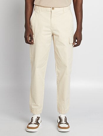 Pantalón multibolsillos con velcro