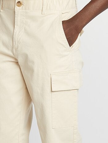 Pantalón multibolsillos con velcro