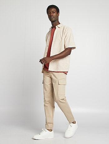 Pantalón multibolsillos con velcro