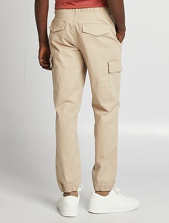 Pantalón multibolsillos con velcro