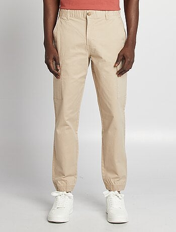 Pantalón multibolsillos con velcro