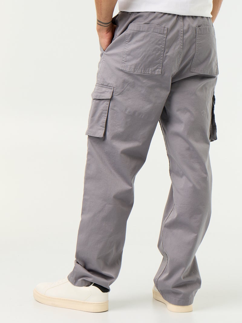 Pantalón multibolsillos de corte regular Gris - Kiabi
