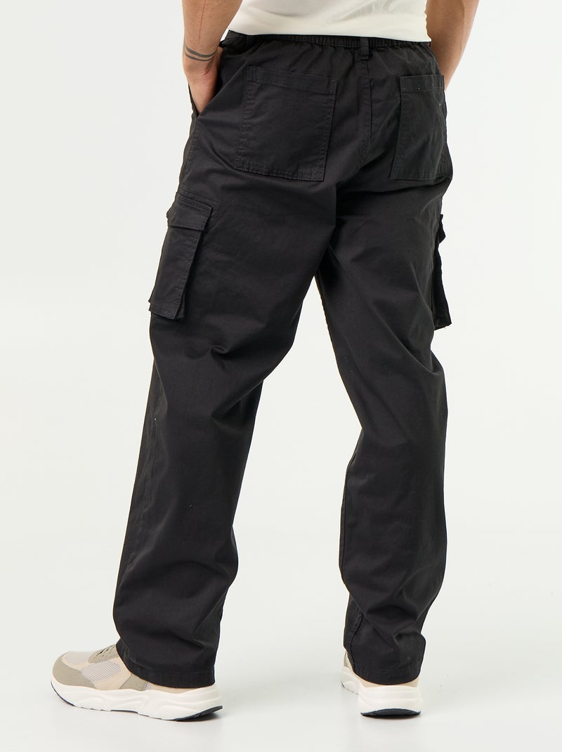 Pantalón multibolsillos de corte regular Negro - Kiabi