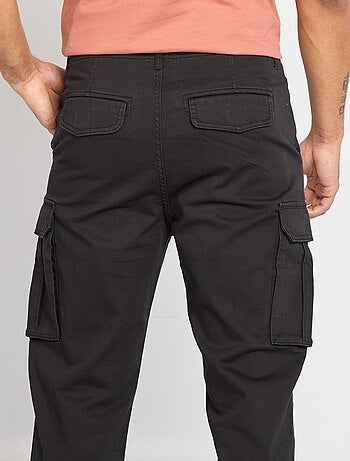 Pantalón multibolsillos de dobby