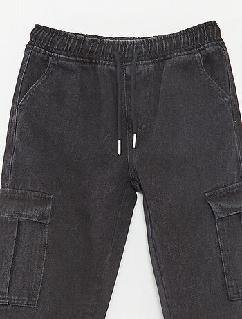 Pantalón multibolsillos elástico