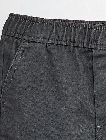 Pantalón multibolsillos