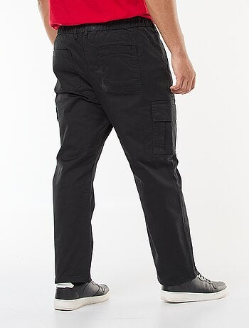 Pantalón multibolsillos liso con trabillas para cinturón
