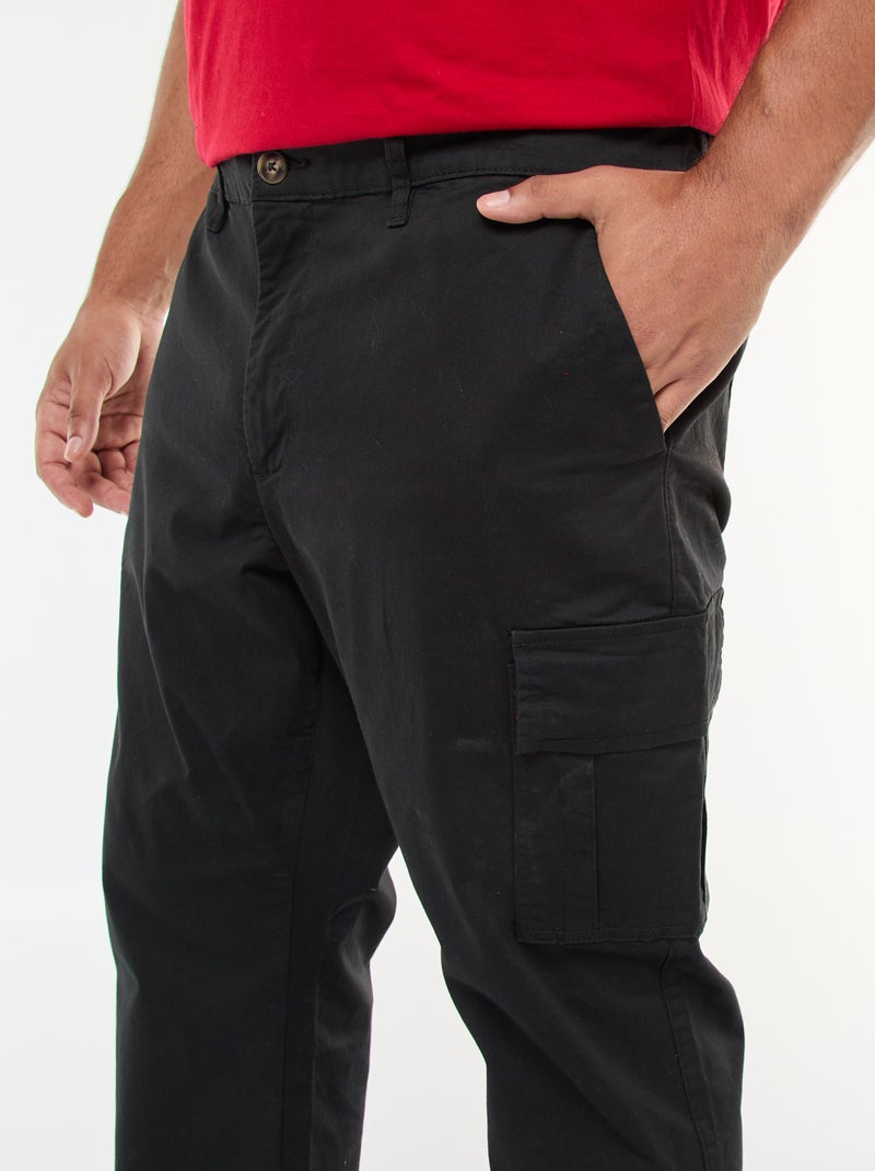 Pantalón multibolsillos liso con trabilla para cinturón Negro - Kiabi