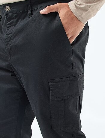 Pantalón multibolsillos liso con trabillas para cinturón