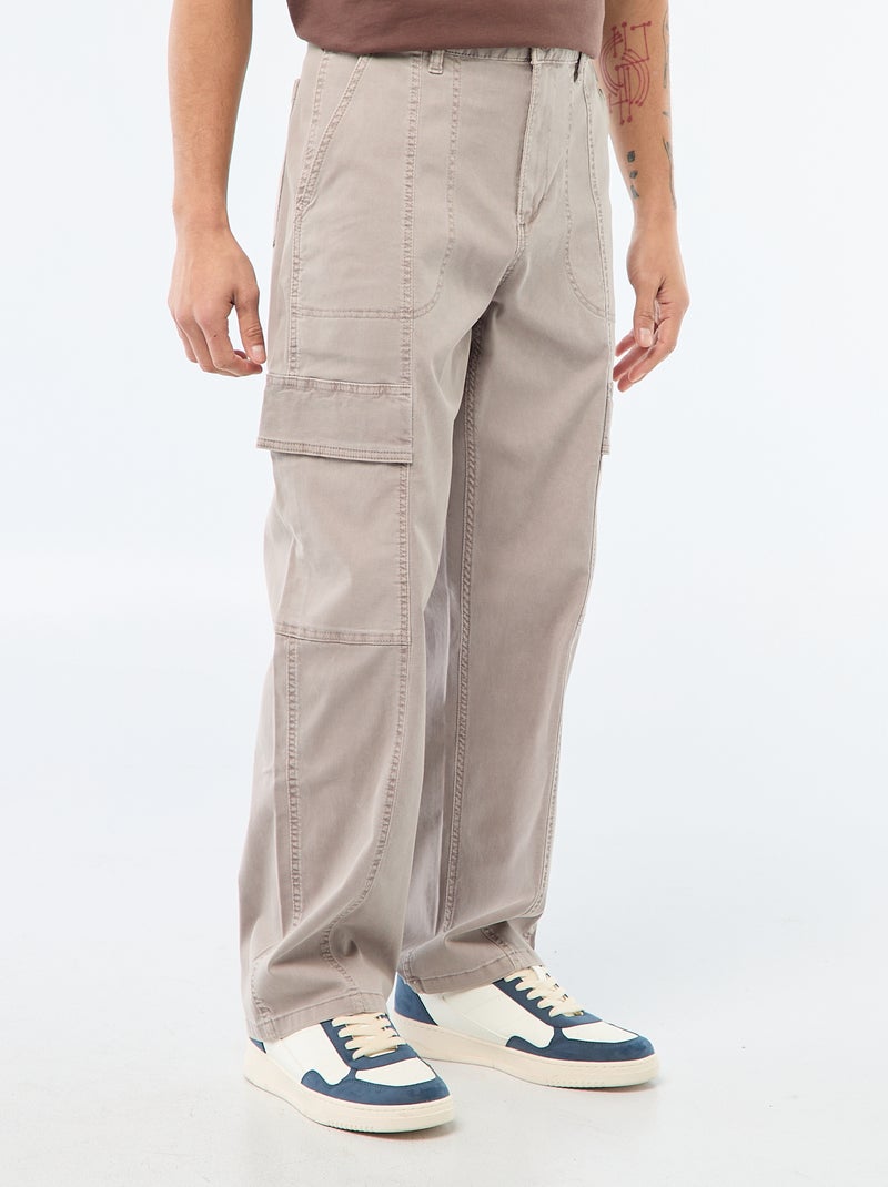 Pantalón multibolsillos liso corte recto / Regular Fit Gris - Kiabi