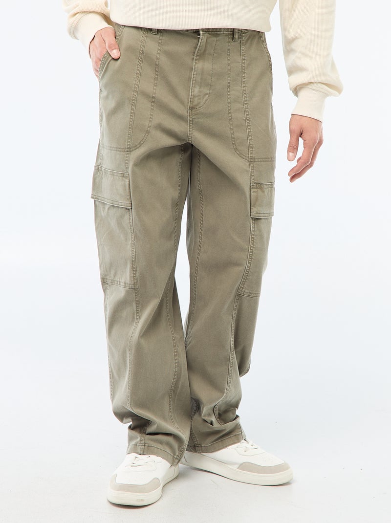 Pantalón multibolsillos liso corte recto / Regular Fit Kaki - Kiabi