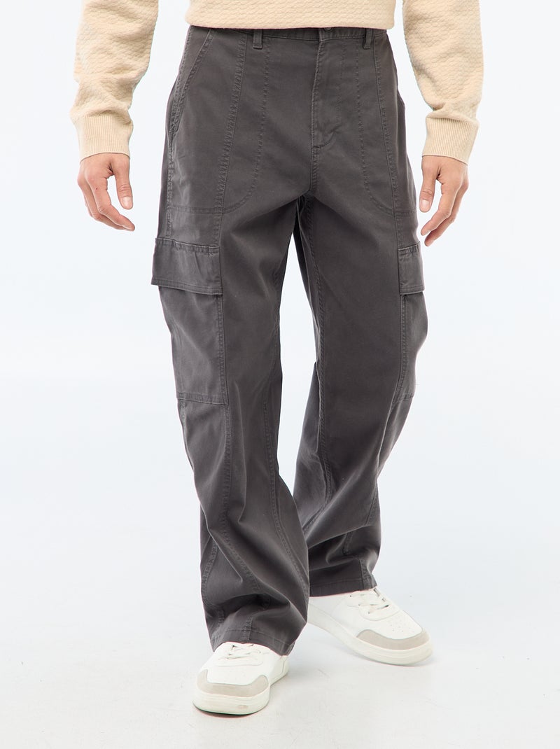 Pantalón multibolsillos liso corte recto / Regular Fit Negro - Kiabi