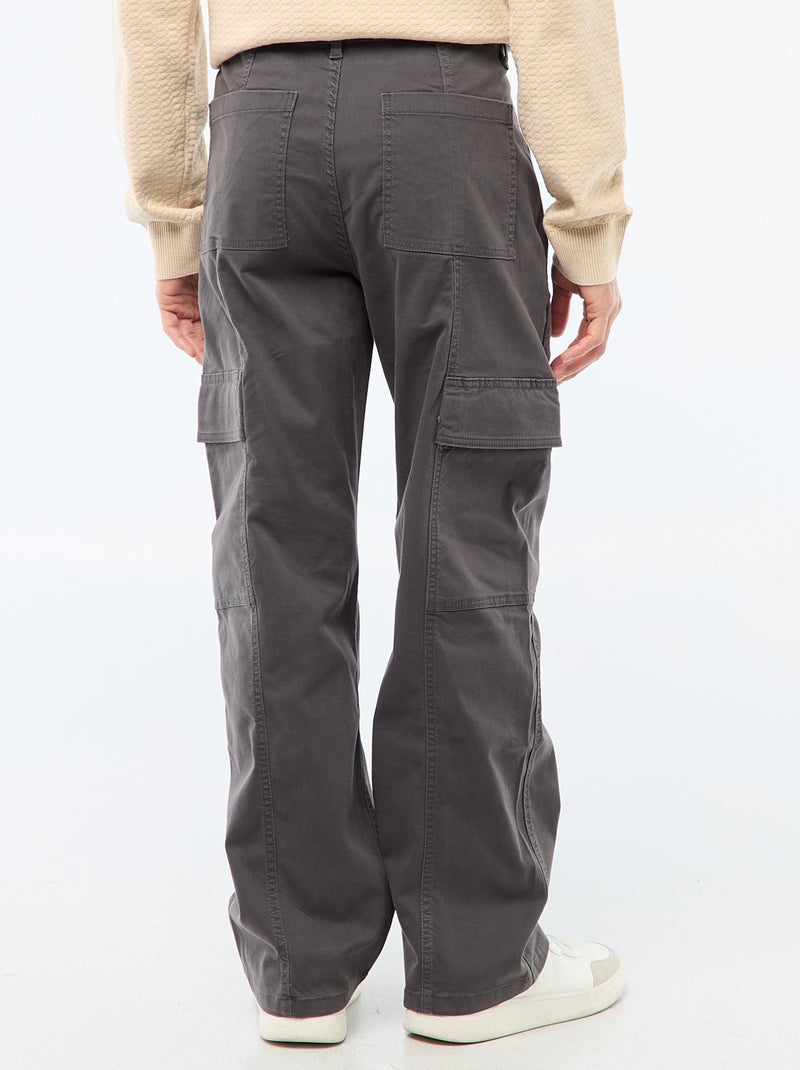 Pantalón multibolsillos liso corte recto / Regular Fit Negro - Kiabi