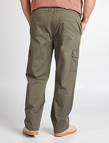 Pantalón multibolsillos liso