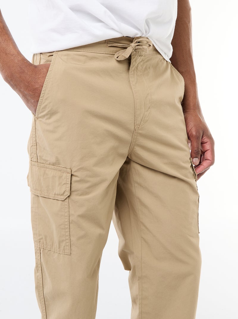 Pantalón multibolsillos regular fit Beige - Kiabi
