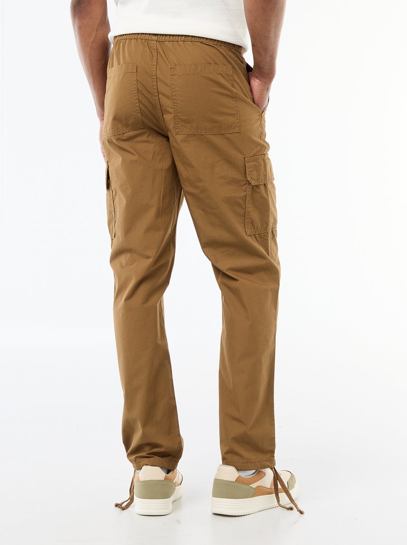 Pantalón multibolsillos regular fit Marron - Kiabi
