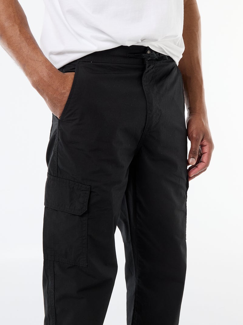 Pantalón multibolsillos regular fit Negro - Kiabi