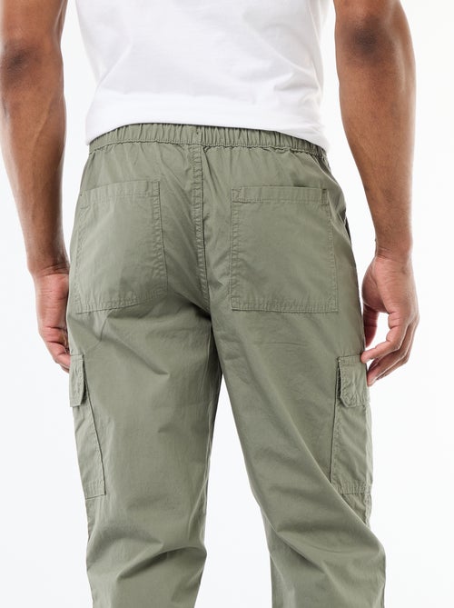 Pantalón multibolsillos regular fit - Kiabi