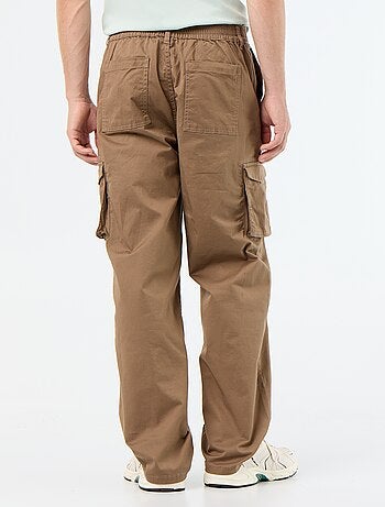 Pantalón multibolsillos relaxed fit