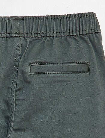Pantalón multibolsillos