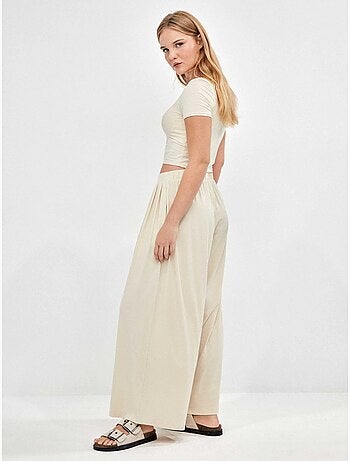 Pantalón palazzo fruncido en tejido modal ligero