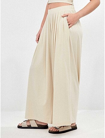 Pantalón palazzo fruncido en tejido modal ligero