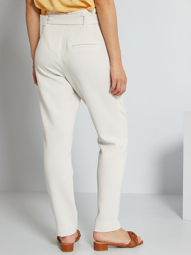 Pantalon paper bag blanco new arrivals