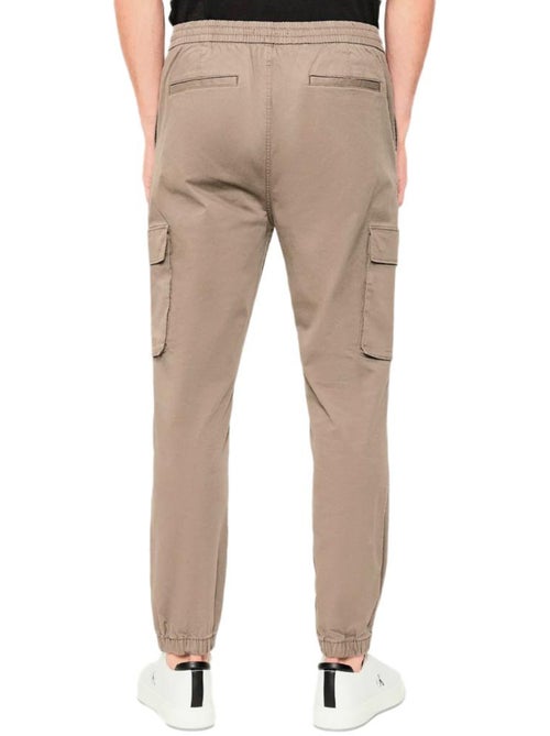 Pantalón para Hombre Calvin Klein Jeans - Kiabi Pantalón para Hombre Calvin Klein Jeans - Kiabi
