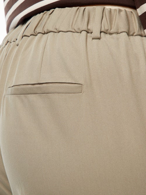 Pantalón pitillo con cierre con corchete y cremallera - Kiabi