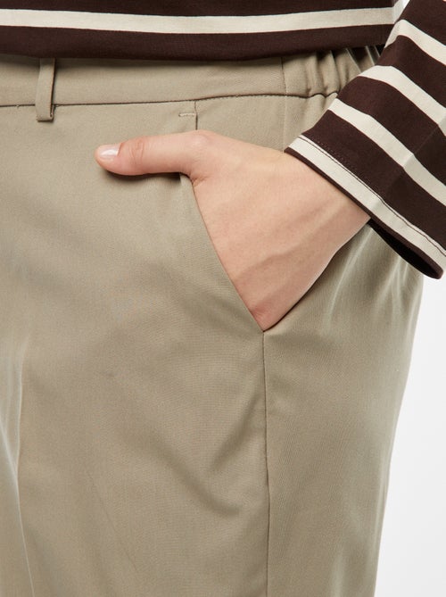 Pantalón pitillo con cierre con corchete y cremallera - Kiabi