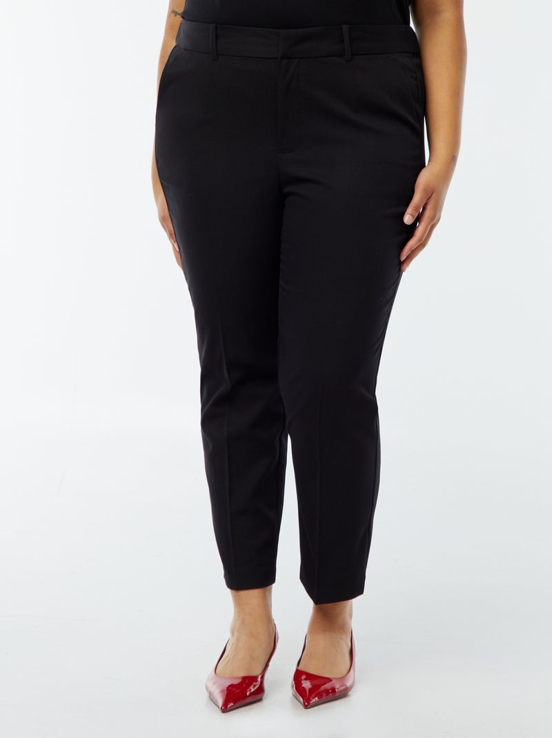 Pantalón pitillo con cierre de gancho y cremallera negro - Kiabi