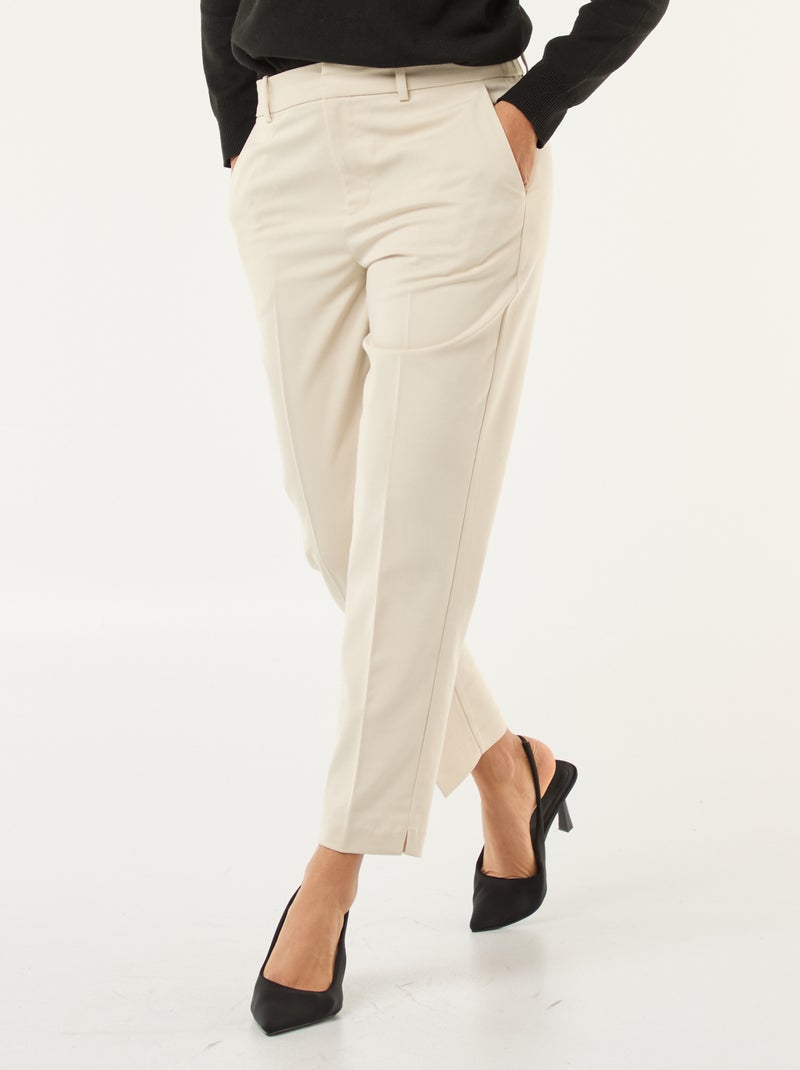 Pantalón pitillo liso con 2 bolsillos Beige - Kiabi