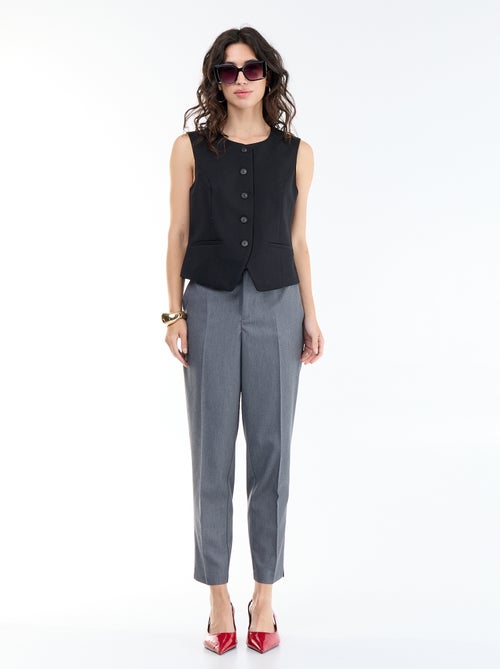 Pantalón pitillo liso con 2 bolsillos - Kiabi
