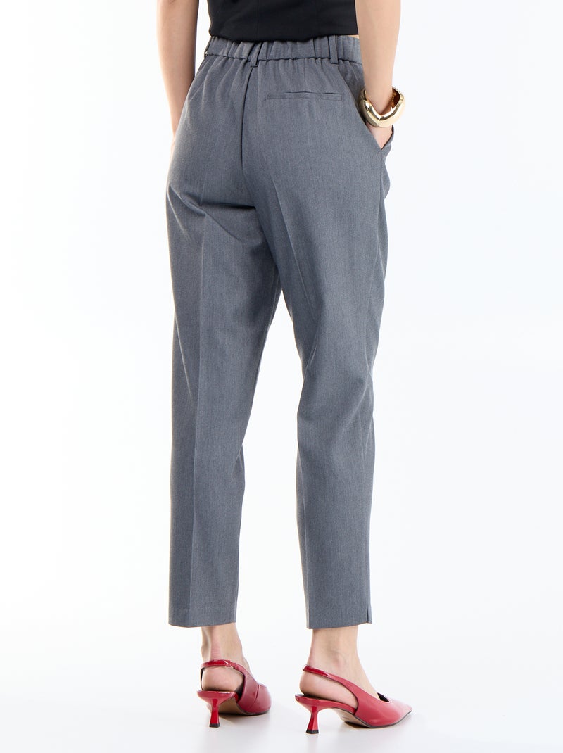 Pantalón pitillo liso con 2 bolsillos Gris - Kiabi