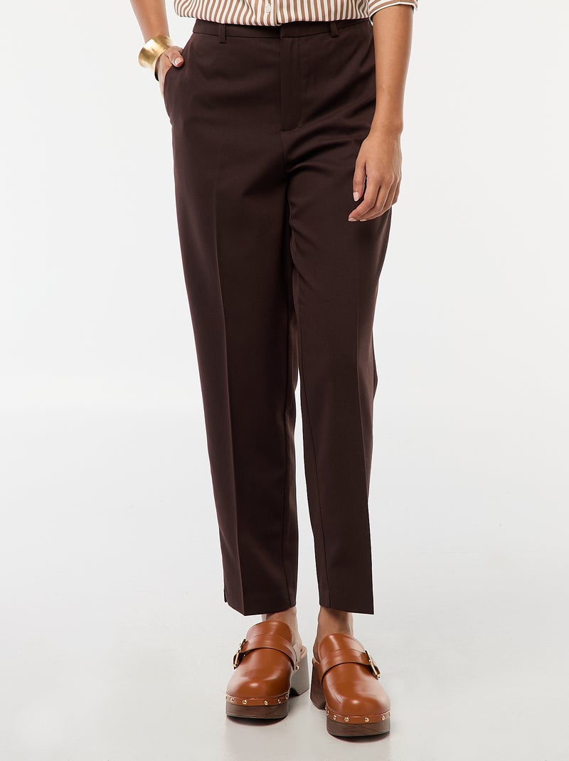 Pantalón pitillo liso con 2 bolsillos Marron - Kiabi
