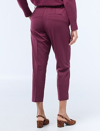 Pantalón pitillo liso con 2 bolsillos