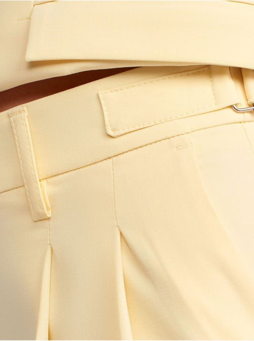 Pantalón plisado de pierna ancha y cintura alta dilvin - Kiabi Pantalón plisado de pierna ancha y cintura alta dilvin - Kiabi